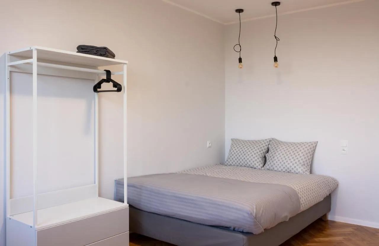 Проживание в семье Initium Rooms - Pokoje Na Wynajem - Obroncow Wybrzeza 4D Гданьск