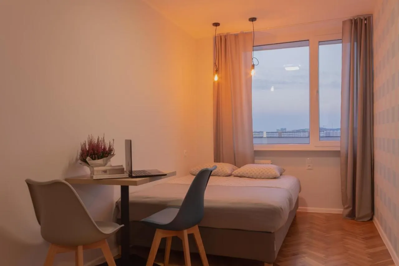Initium Rooms - Pokoje Na Wynajem - Obroncow Wybrzeza 4D Gdansk Poland