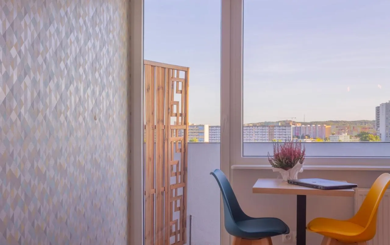 Initium Rooms - Pokoje Na Wynajem - Obroncow Wybrzeza 4D Gdansk Homestay